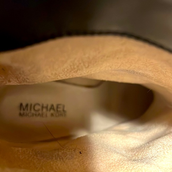 MICHAEL KORS. BLACK BOOTIES. Size 8 and half - Picture 7 of 11